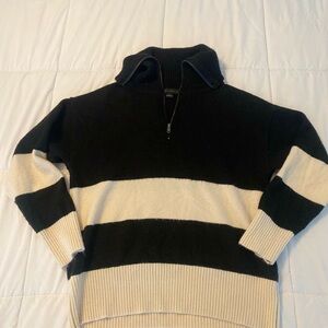 Sanctuary Women’s Black and Cream Zip-Up Sweater